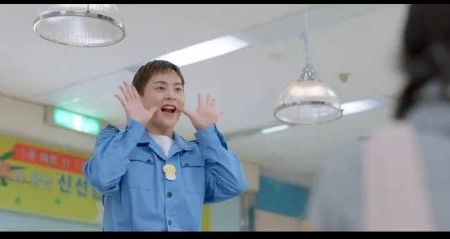 Xiumin (Capture from ‘CEO Dol Mart’)